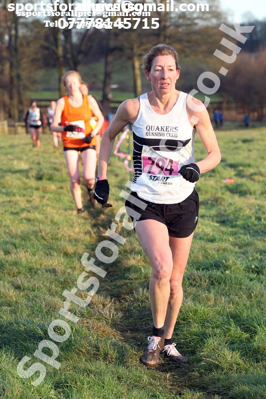 Senior womens cross country, 2019 North Eastern Cross Country Champs., Alnwick, Northumberland.  Photo: David T. Hewitson/Sports for All Pics